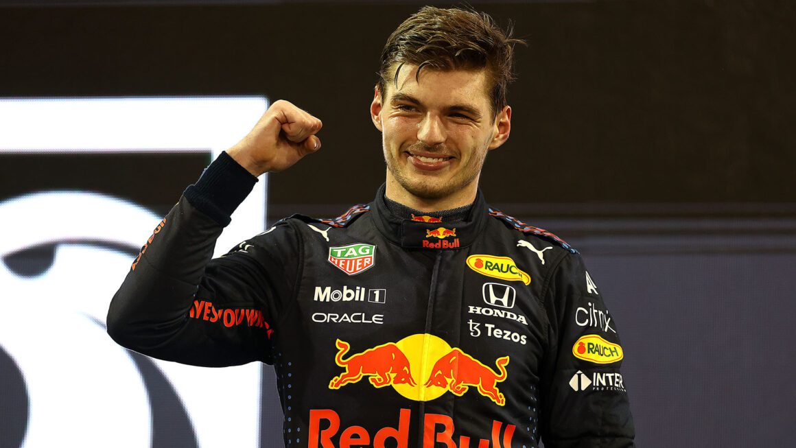 F1, Verstappen vince il GP di Abu Dhabi ed è campione del mondo