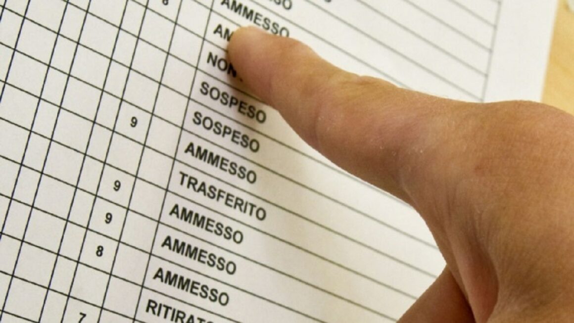 Scuola: sempre più frequente il fenomeno della bocciatura