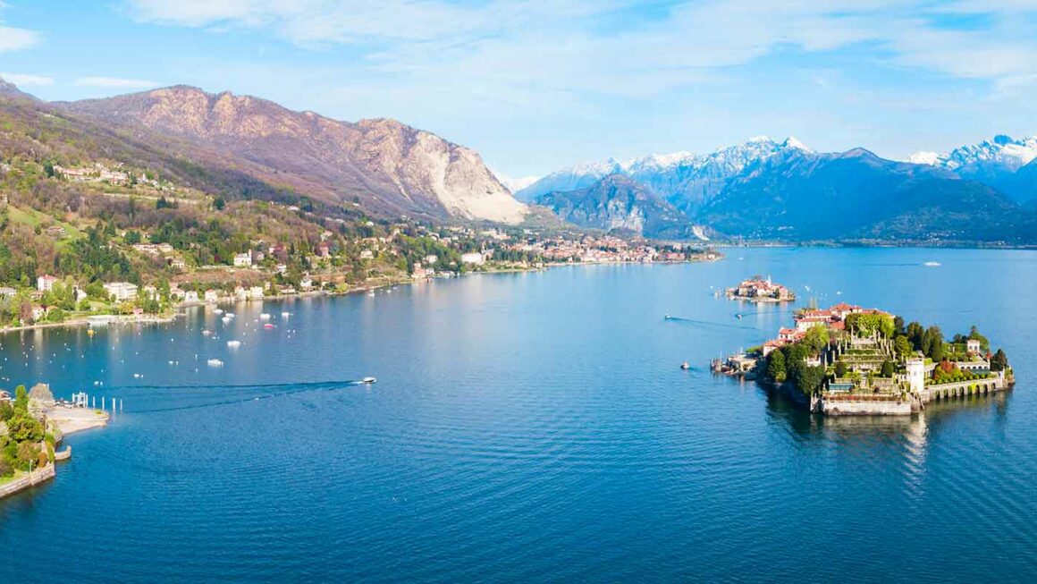Lago Maggiore, uno dei laghi più inquinati dalla plastica al mondo: lo studio di nature