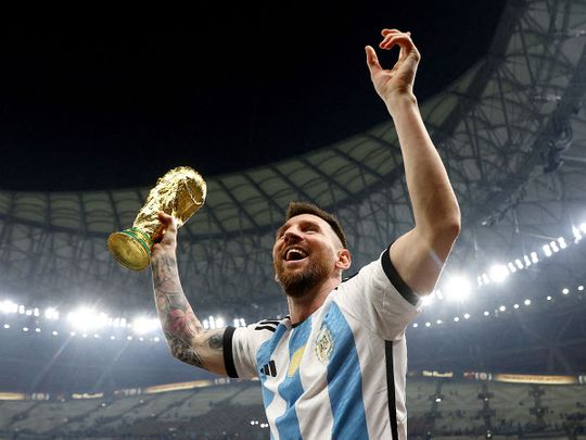 “Lionel Messi ha scelto l’Arabia”: il padre smentisce